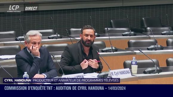 "J'ai passé plus de bons moments avec Jean-Luc Mélenchon qu'avec Jordan Bardella" : Cyril Hanouna se défend d'être un soutien de l'extrême droite dans "TPMP"