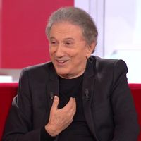 "Cyril Hanouna est doué" : Michel Drucker s'exprime sur l'audition de l'animateur de C8 devant l'Assemblée nationale