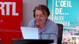 "On sent déjà toute l'influence du RN" : Pourquoi Alex Vizorek a remplacé Philippe Caverivière ce matin sur RTL ?