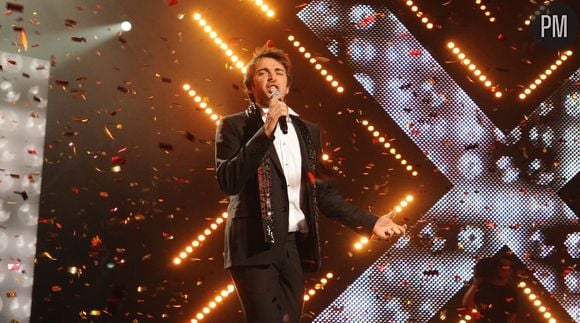 Sébastien Agius lors de la finale de "X-Factor" sur W9