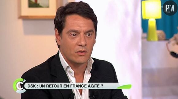 Patrick Cohen et David Koubbi sur France 5, le 30 août 2011.