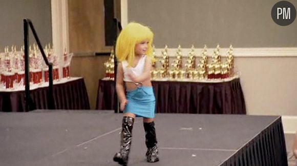 Une petite fille déguisée en "Pretty Woman" dans l'émission "Toddlers & Tiaras"