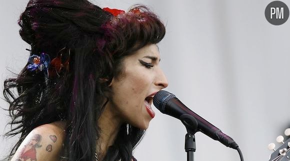 Amy Winehouse, sur scène en 2008