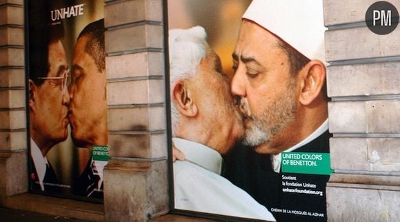 La nouvelle campagne de publicité de la marque Benetton affichée à Paris