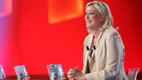 Pas de traitement de faveur pour Marine Le Pen dans "On n'est pas couché" sur France 2