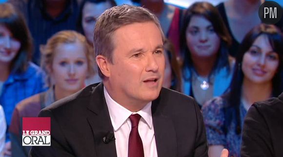 Nicolas Dupont-Aignan, sur le plateau du "Grand Journal" le 18 janvier 2012.