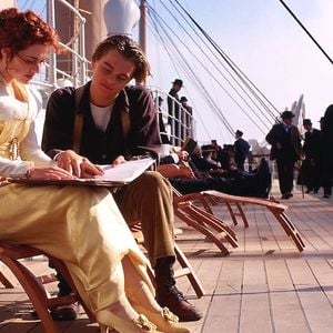 Kate Winslet et Leonardo DiCaprio dans "Titanic"