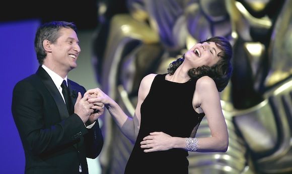 Valérie Lemercier et Antoine de Caunes ensemble sur la scène des César.