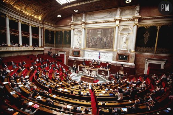 Le débat autour du mariage pour tous n'en finit pas de s'envenimer à l'Assemblée nationale.