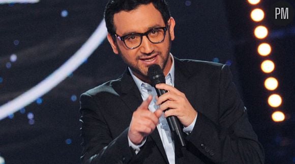 A chaque prime, une nouvelle paire de lunettes pour Cyril Hanouna.