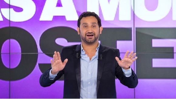 Cyril Hanouna répond au magazine "Les Inrocks" qui l'a traité de "sombre couillon"