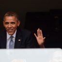 Barack et Michelle Obama pendant l'hommage à Nelson Mandela.