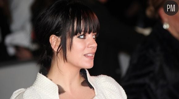 Lily Allen en tête des ventes de singles outre-Manche