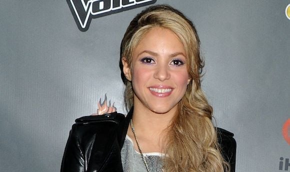 Shakira va chanter en duo avec Rihanna sur "Can't Remember to Forget"