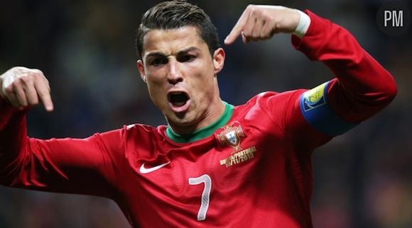 Le Portuguais Cristiano Ronaldo va décrocher ce soir son deuxième Ballon d'or