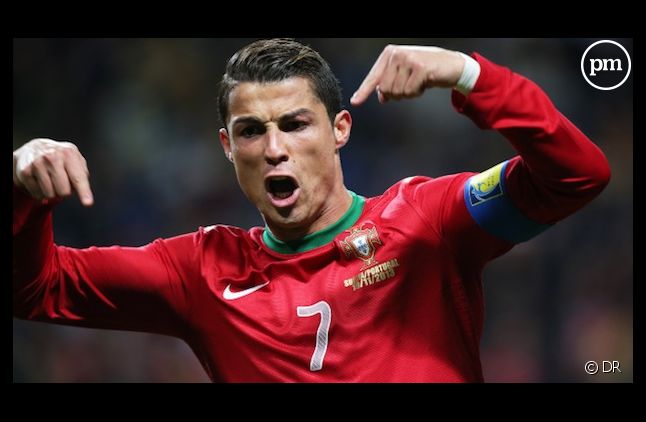 <span>Le Portuguais Cristiano Ronaldo va décrocher ce soir son deuxième Ballon d'or</span>