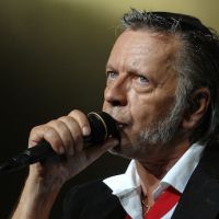 Renaud prépare un album de reprises de ses chansons par d'autres artistes