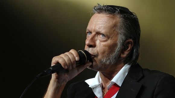 Renaud prépare un album de reprises de ses chansons par d'autres artistes