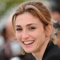 Julie Gayet porte plainte pour "mise en danger de la vie d'autrui"