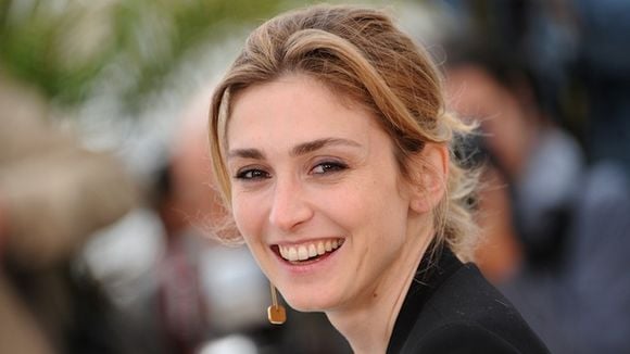 Julie Gayet porte plainte pour "mise en danger de la vie d'autrui"