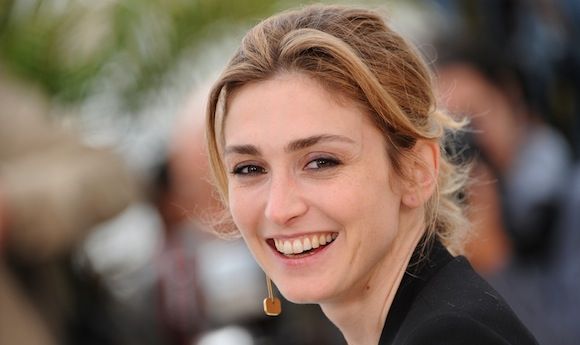 Julie Gayet a déposé une plainte pour "mise en danger de la vie d'autrui"