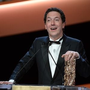 Guillaume Gallienne reçoit le César de la meilleure adaptation.