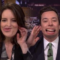 Tina Fey et Jimmy Fallon échangent leurs bouches pour un sketch