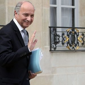 Laurent Fabius reçoit les présentateurs météo au quai d'Orsay