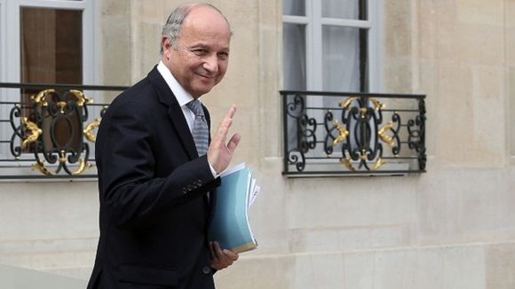 Changement climatique : Laurent Fabius reçoit les présentateurs météo du PAF !