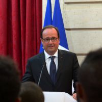 François Hollande réagit aux Unes de la presse people : "La fonction présidentielle doit être respectée"