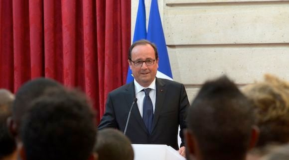 François Hollande, mardi, avec l'équipe de France d'athlétisme