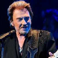 Johnny Hallyday revient avec "Regarde-nous"