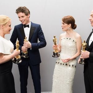 Patricia Arquette, Eddie Redmayne, Julianne Moore et  J.K. Simmons en 2015