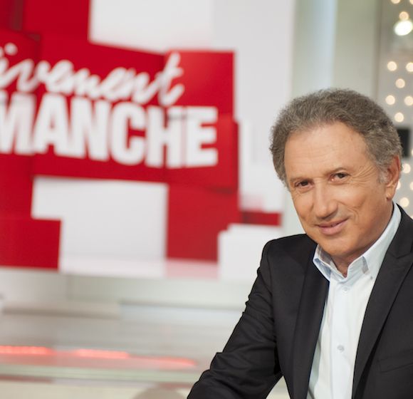 Michel Drucker présente "Vivement Dimanche"