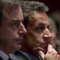 Nicolas Sarkozy face à Thierry Demaizière dans "Sept à huit" ce dimanche