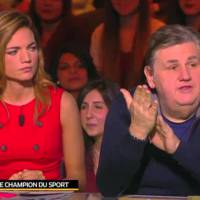 Pierre Menès se paie Francesca Antoniotti dans "Touche pas à mon sport"