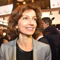 Audrey Azoulay : "Pas de chèque en blanc" à Vincent Bolloré sur le financement du cinéma