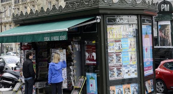 Contrairement aux idées reçues, les Français lisent toujours plus les journaux.