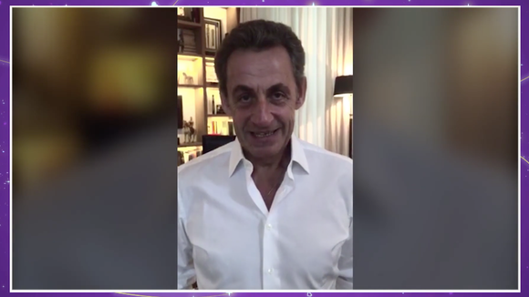 Nicolas Sarkozy souhaite l'anniversaire de Cyril Hanouna dans "Touche pas à mon poste"