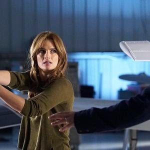 Stana Katic et Nathan Fillion dans "Castle"