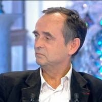 "Va te faire foutre !" : Robert Ménard claque la porte de "Salut les Terriens !"