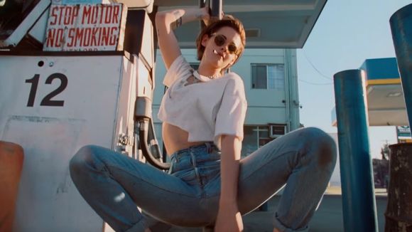 Kristen Stewart star du nouveau clip des Rolling Stones, "Ride 'Em on Down"