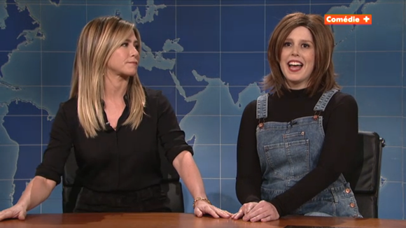 Jennifer Aniston face à Rachel de "Friends" dans "Saturday Night Live"