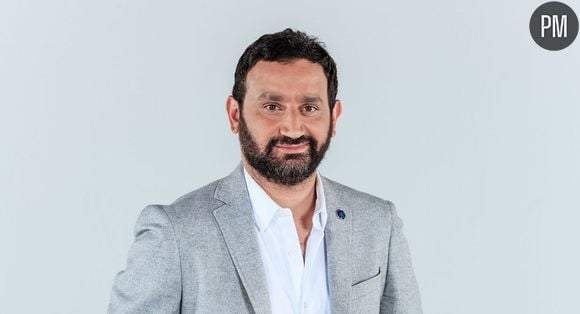 Cyril Hanouna présente "Touche pas à mon poste" du lundi au vendredi sur C8