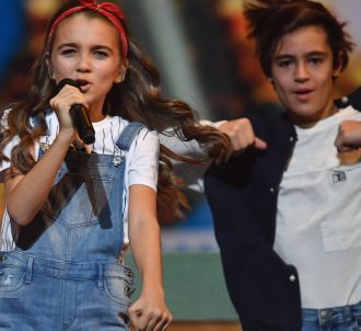 Angelina sur la scène de l'Eurovision Junior