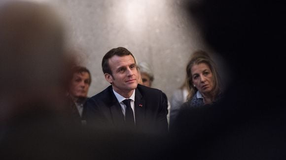 Gilets jaunes : Emmanuel Macron critique les médias qui ont "très peu" montré "l'envers du décor de cette crise"