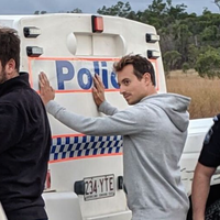 Hugo Clément arrêté par la police australienne en plein tournage pour France 2