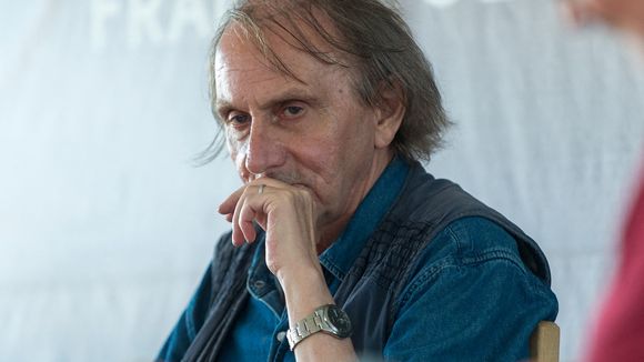 "Soumission" : L'adaptation en série du roman de Michel Houellebecq "en suspens"