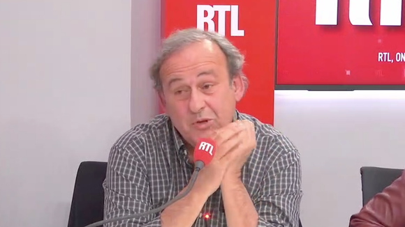 "Je vais m'évanouir" : Michel Platini ému par le message d'Emmanuel Macron dans "RTL Soir"