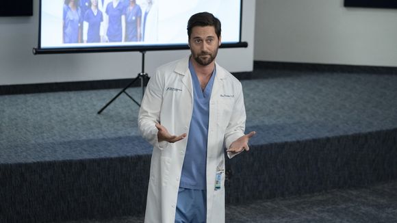 Audiences : Le lancement de la saison 2 de "New Amsterdam" leader devant France 2, Arte en forme